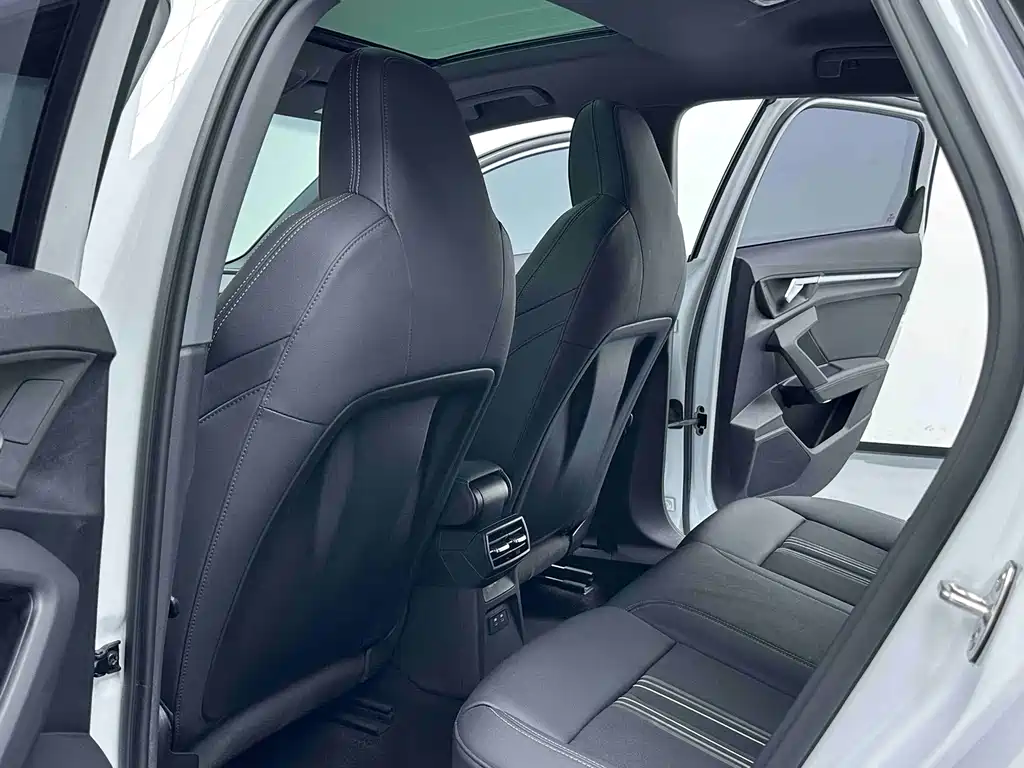 Audi A3 2022 — фото 10