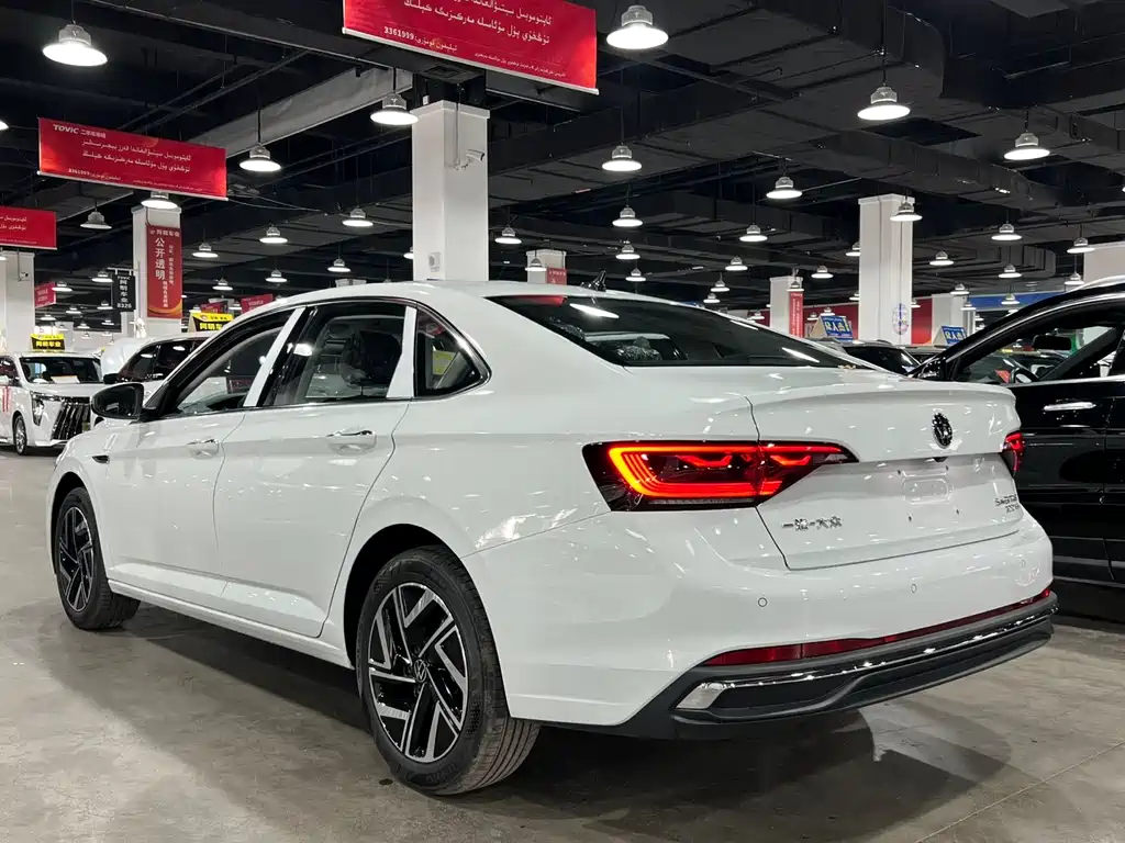 Volkswagen Sagitar 2025