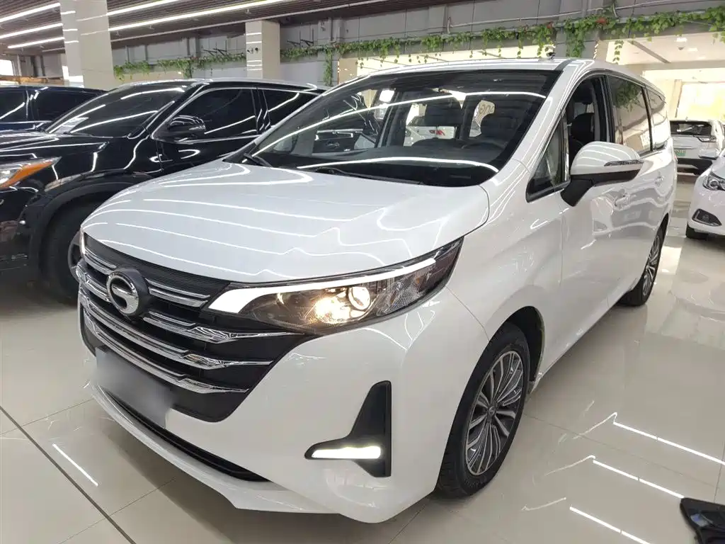 GAC Motor Trumpchi M6 2021 — фото 1