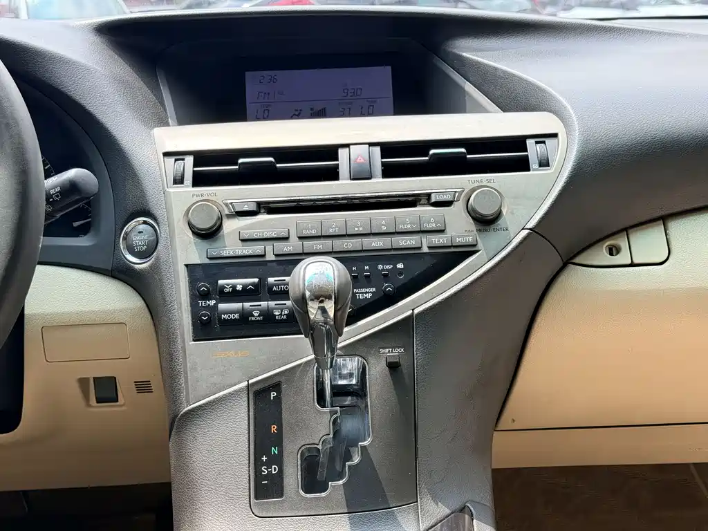Lexus RX Classic 2012 — фото 12