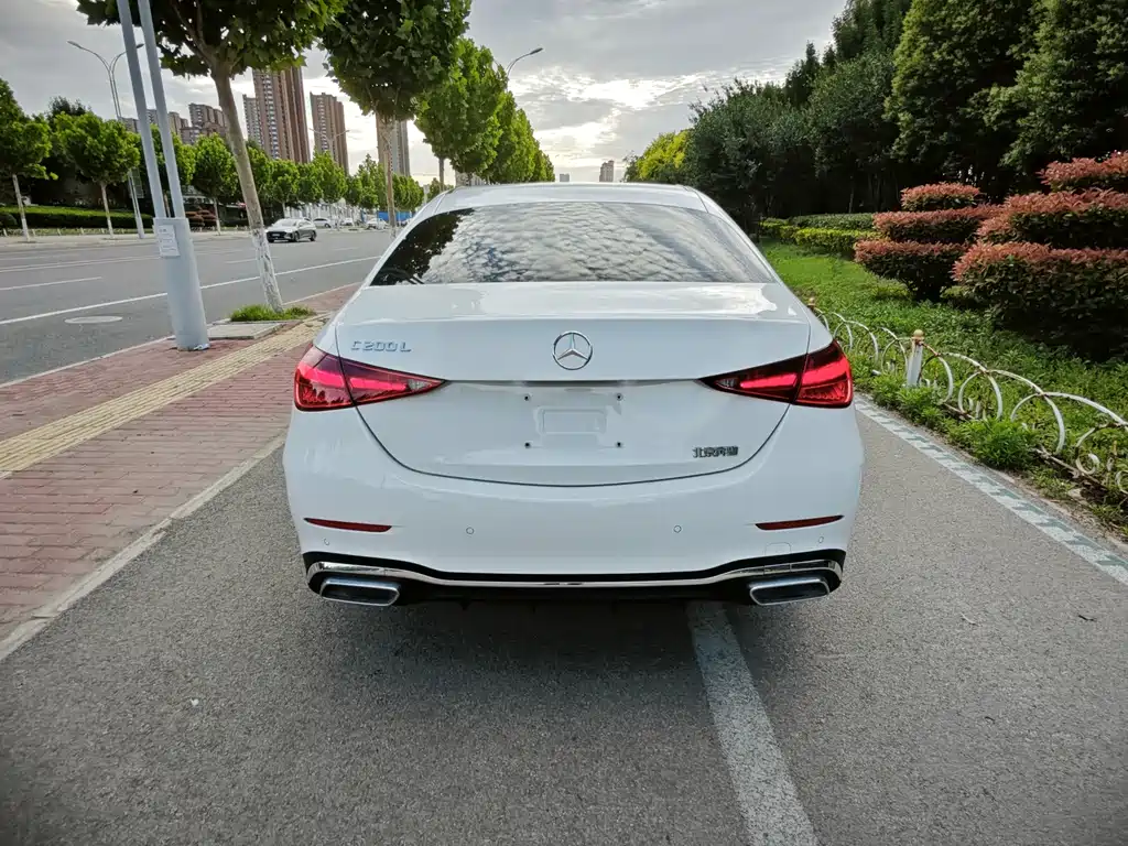Mercedes-Benz C-Class 2022 — фото 8