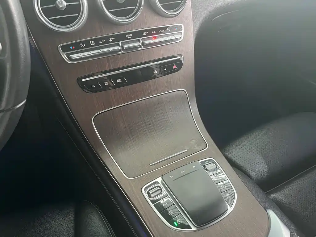 Mercedes-Benz GLC 2021 — фото 14