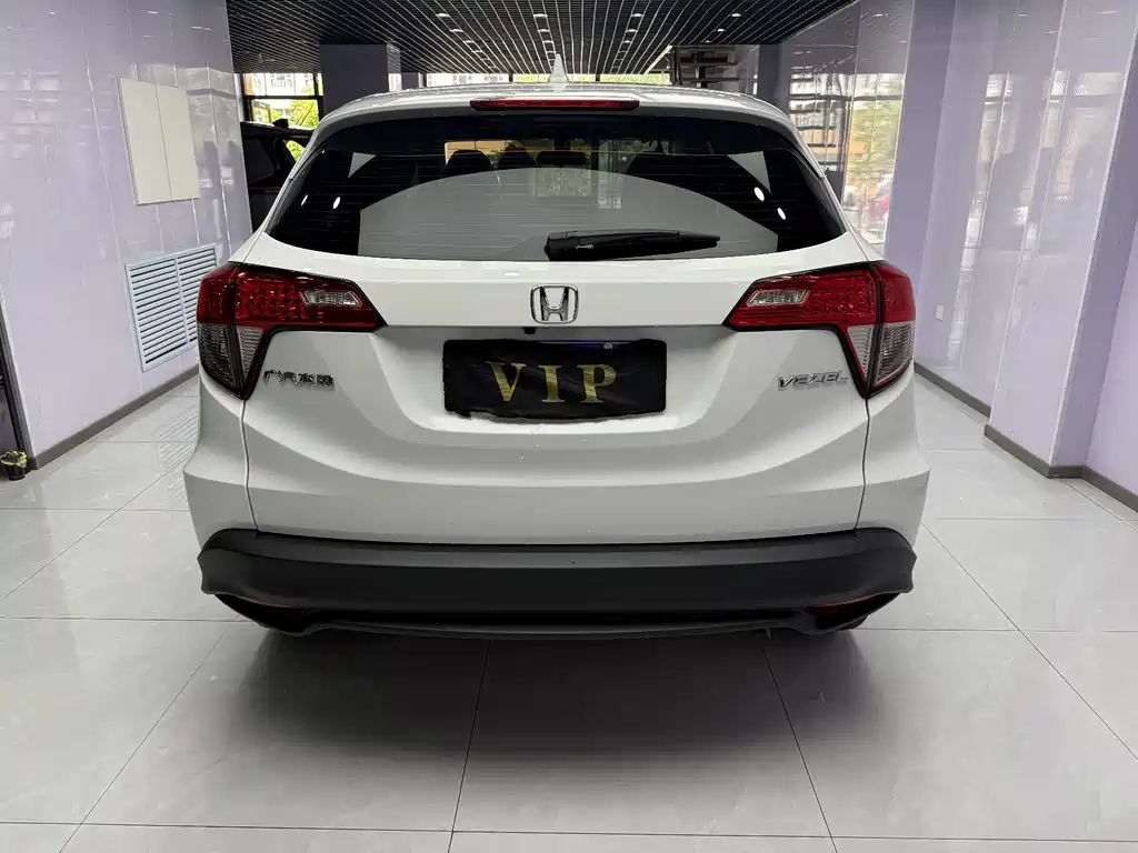 Honda Vezel 2022 — фото 3
