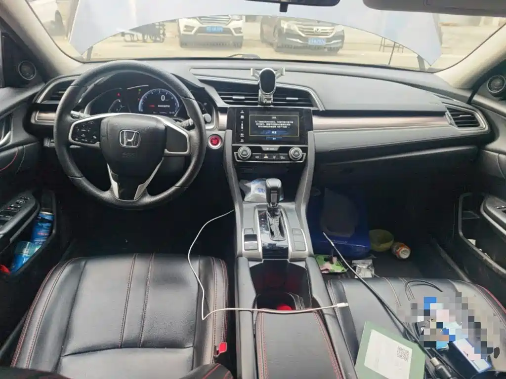 Honda Civic 2020 — фото 13