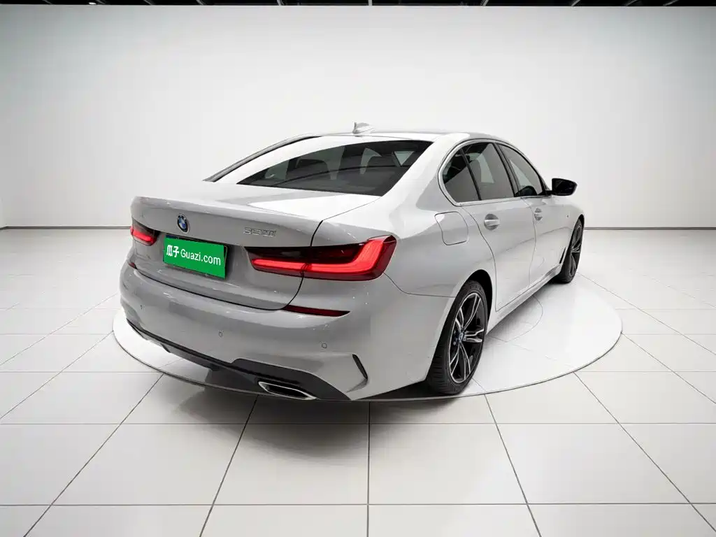 BMW 3 Series 2022