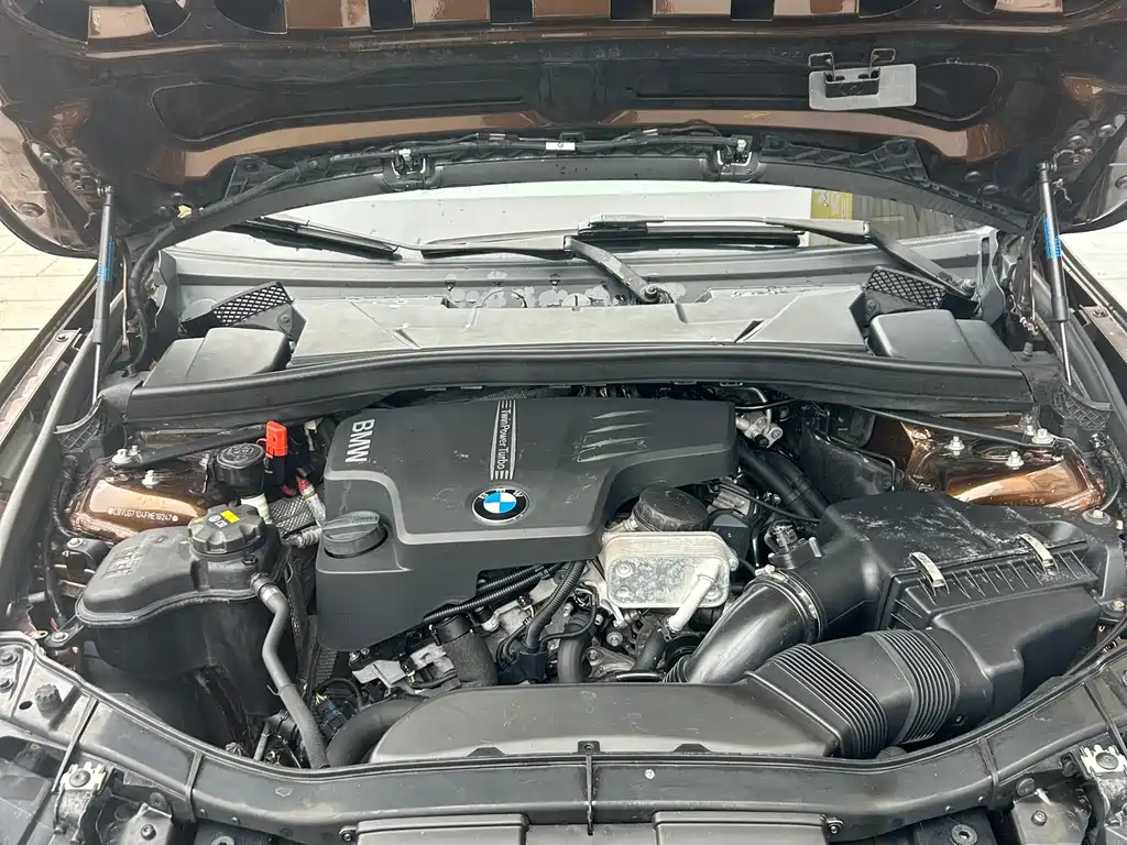 BMW X1 2015 — фото 13