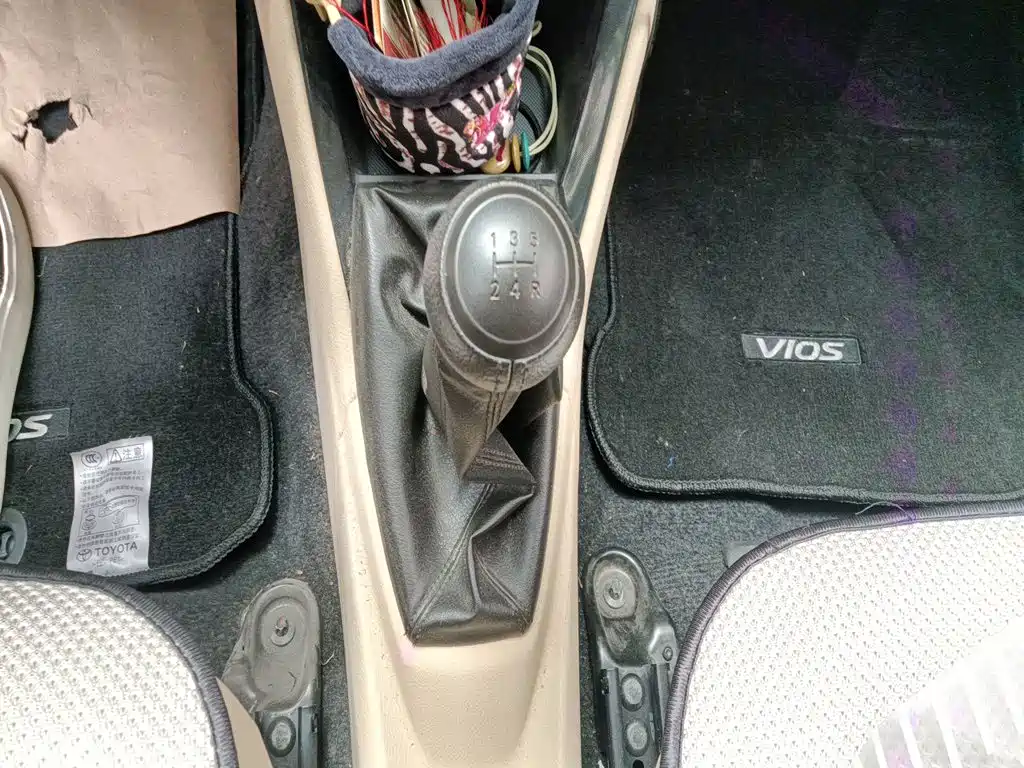 Toyota Vios 2016 — фото 11