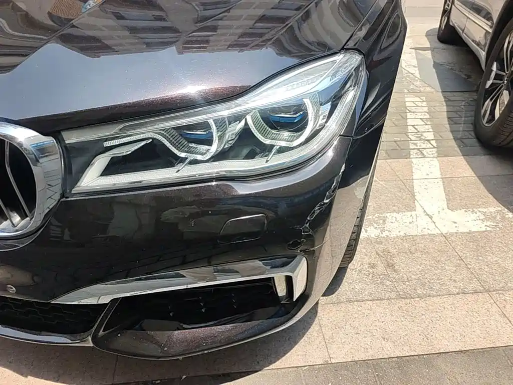 BMW 7 Series 2019 — фото 24