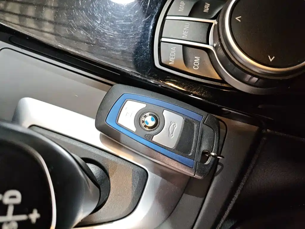 BMW 3 Series GT 2020 — фото 17