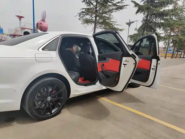 Audi A4L 2019