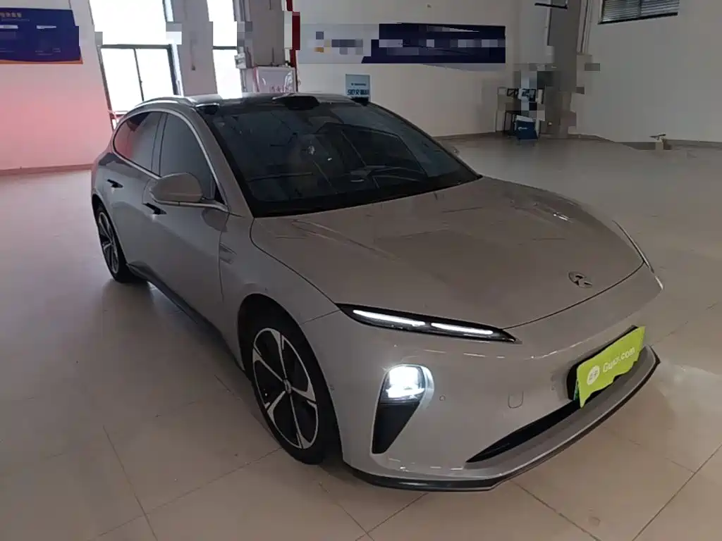 NIO ET5T 2024