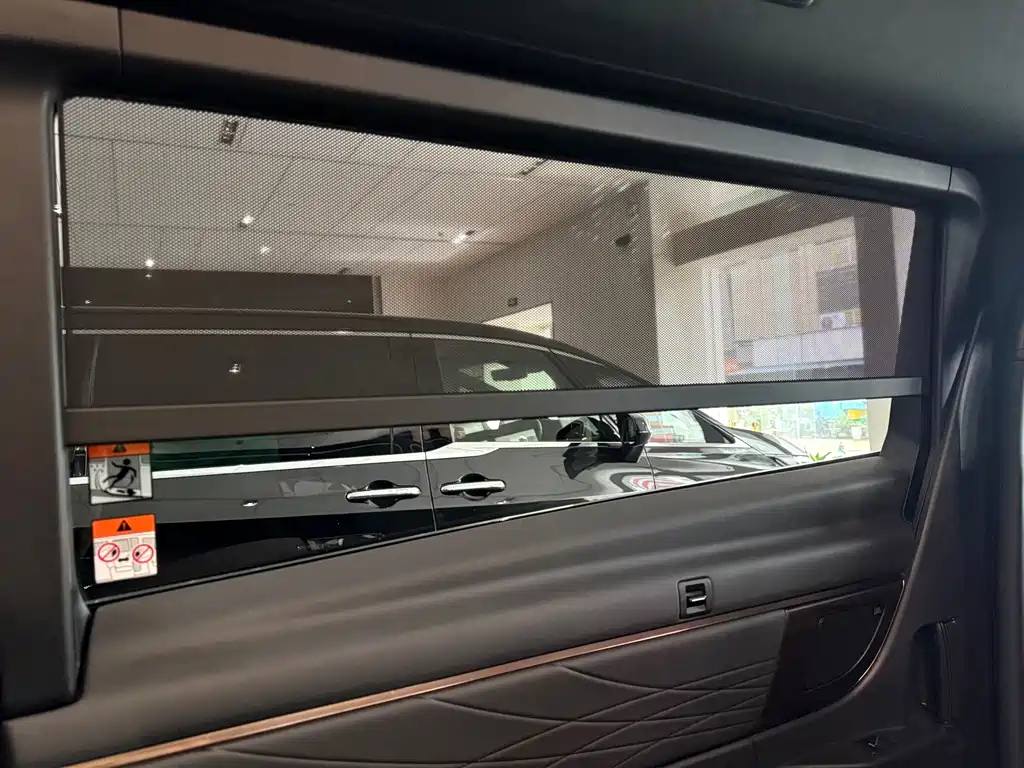 Toyota Alphard 2025 — фото 13