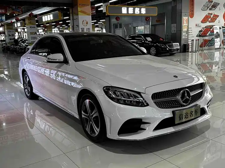 Mercedes-Benz C-Class 2019 — фото 3
