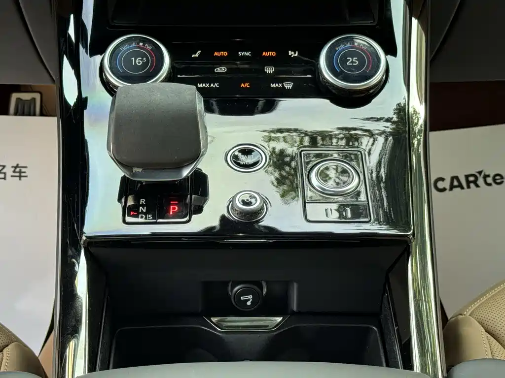 Land Rover Sport 2023 — фото 19