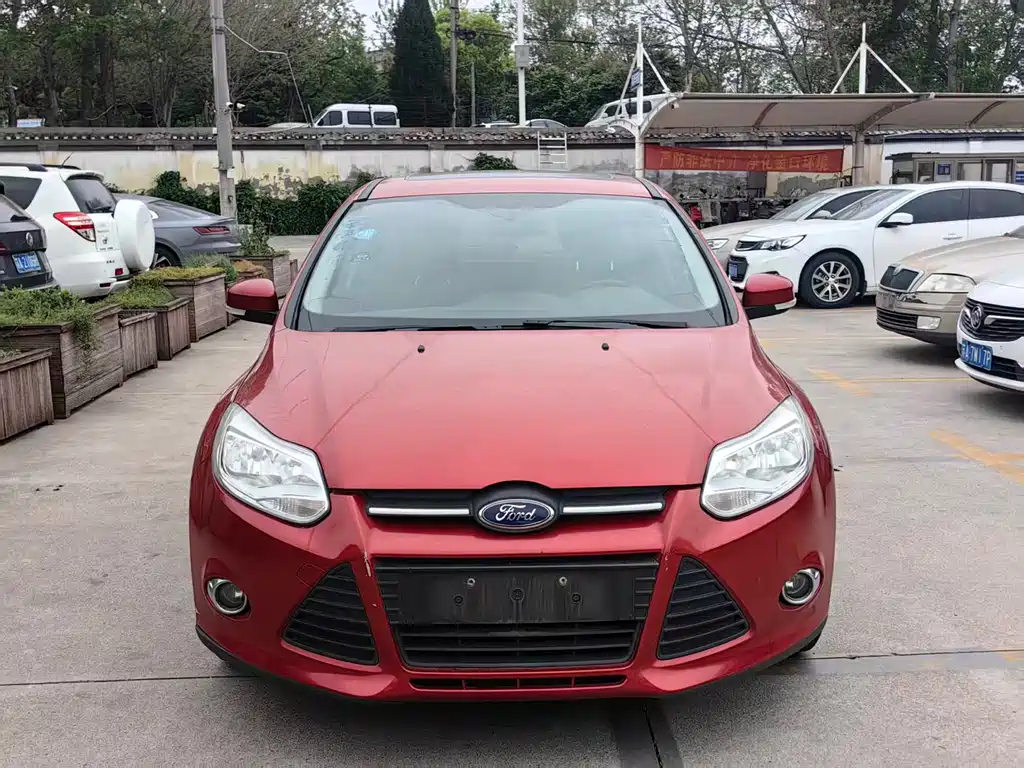 Ford Focus 2015 — фото 2