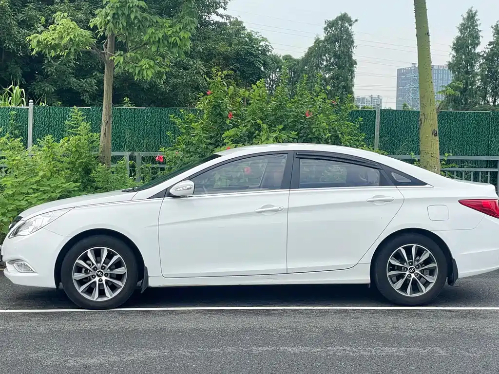 Hyundai Sonata 2014 — фото 6
