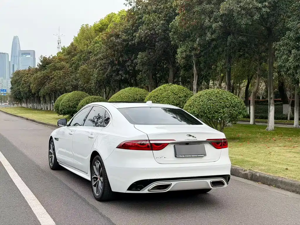 Jaguar XFL 2023 — фото 10