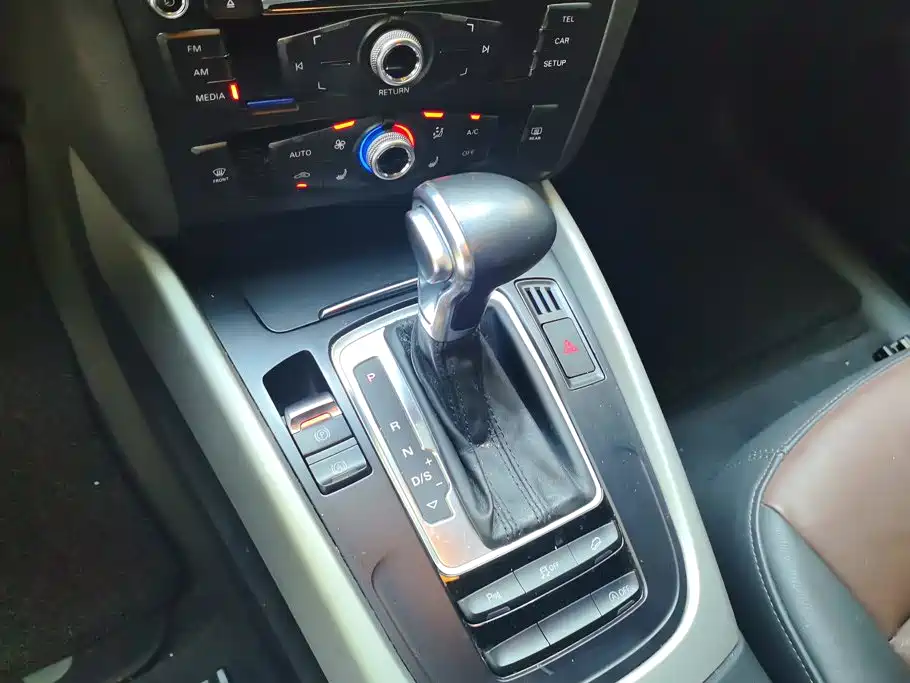 Audi Q5 2018 — фото 16
