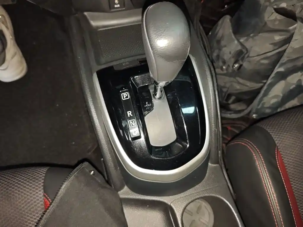 Nissan Qashqai 2017 — фото 10