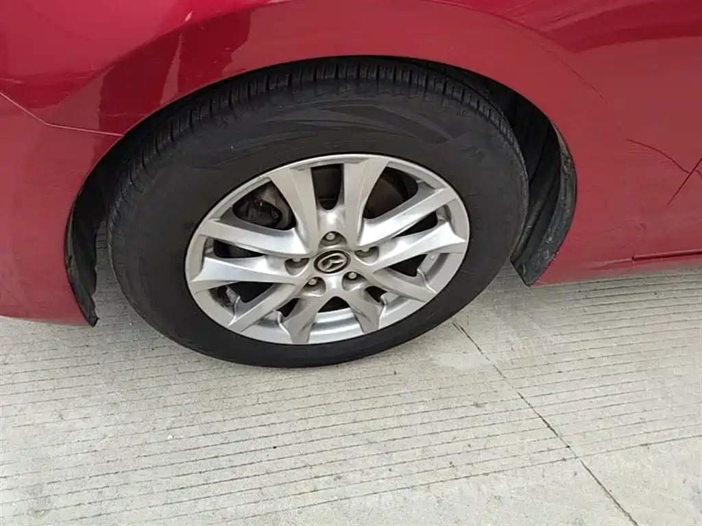 Mazda 3 Axela 2016 — фото 23