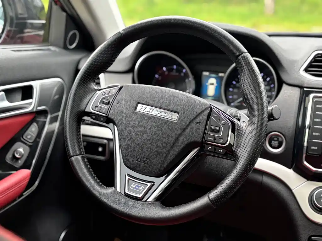 Haval H6 Coupe 2016 — фото 18