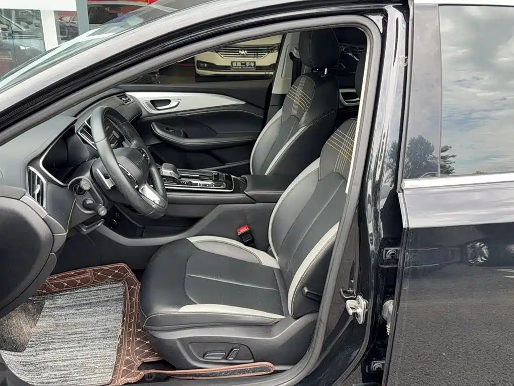 Roewe MAX 2021 — фото 10