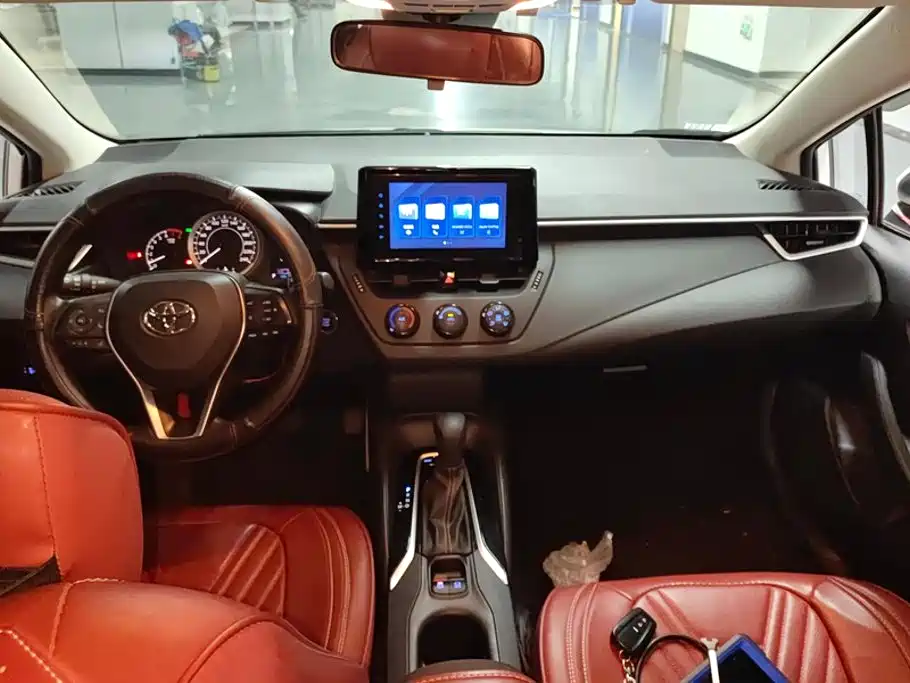 Toyota Corolla 2022 — фото 12