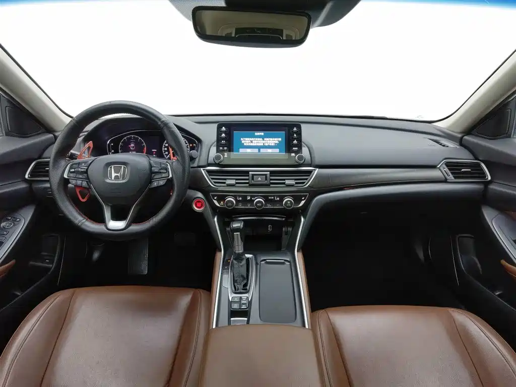 Honda Inspire 2018 — фото 5
