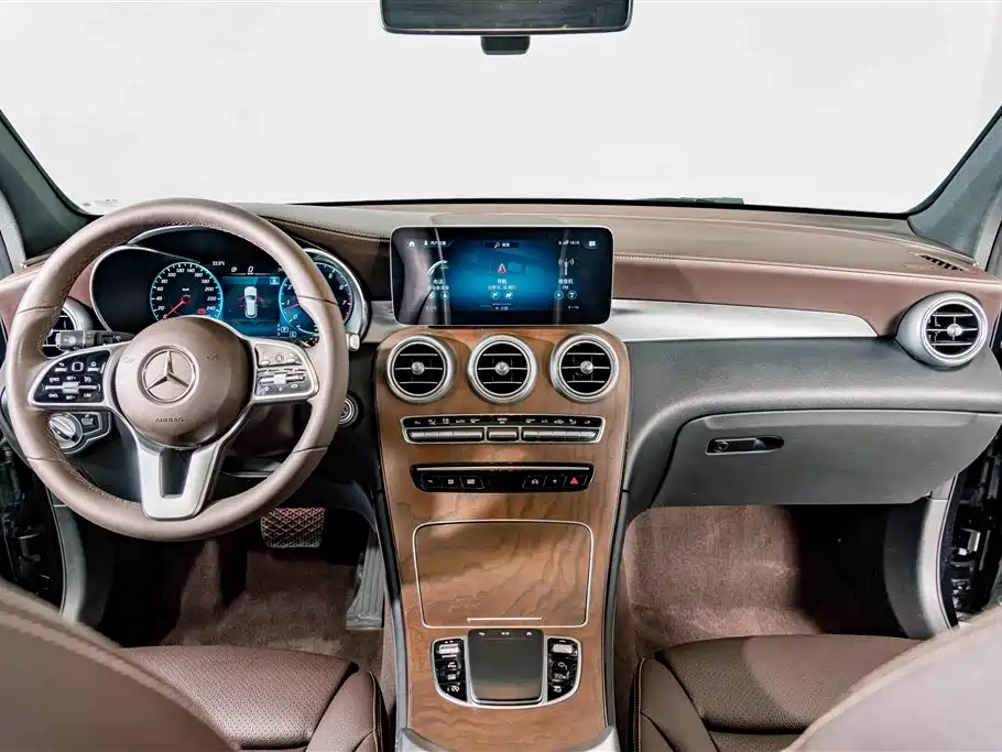 Mercedes-Benz GLC 2022 — фото 11