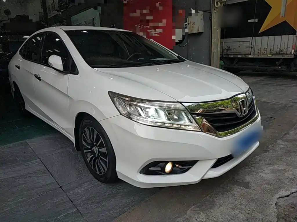 Honda Crider 2015