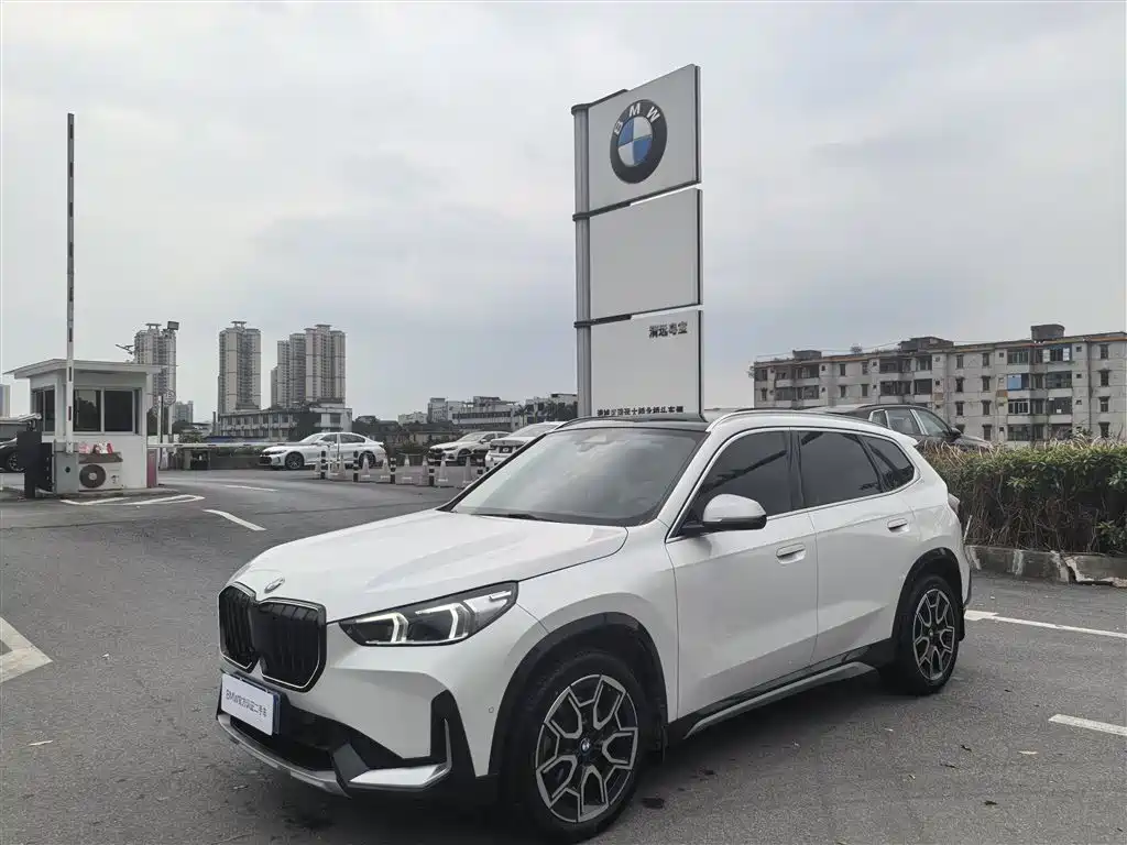 BMW X1 2024 — фото 1