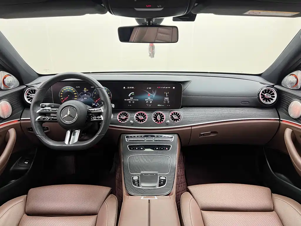 Mercedes-Benz E-Class 2022 — фото 22