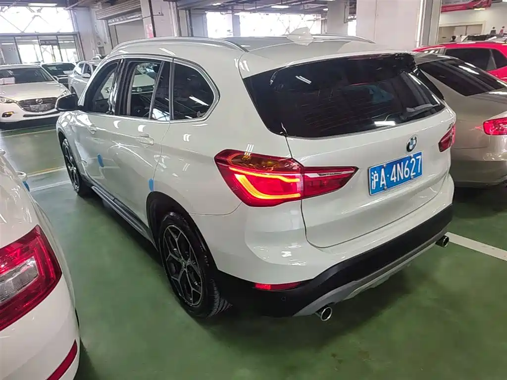 BMW X1 2016 — фото 9