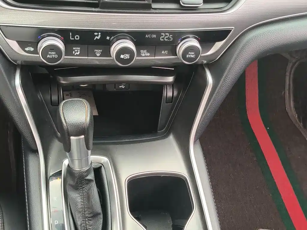 Honda Accord 2021 — фото 14