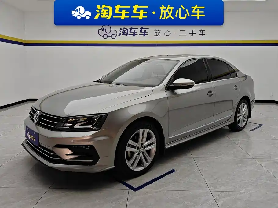 Volkswagen Sagitar 2018
