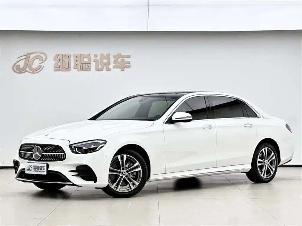 Mercedes-Benz E-Class 2022