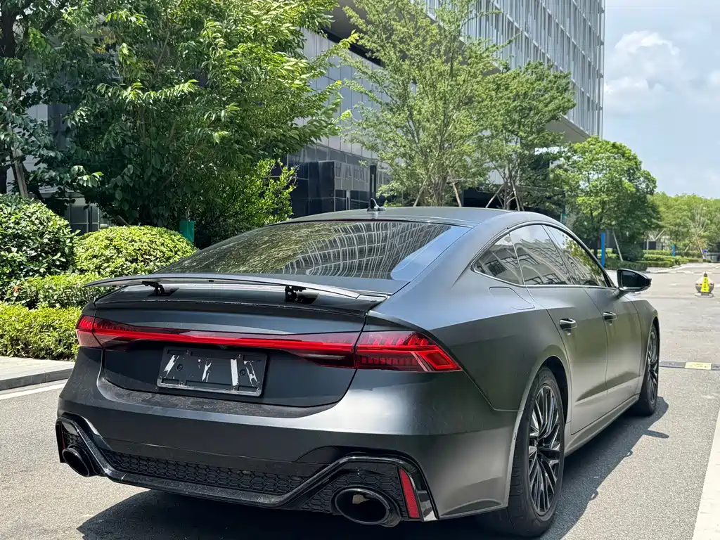 Audi A7 2021 — фото 18