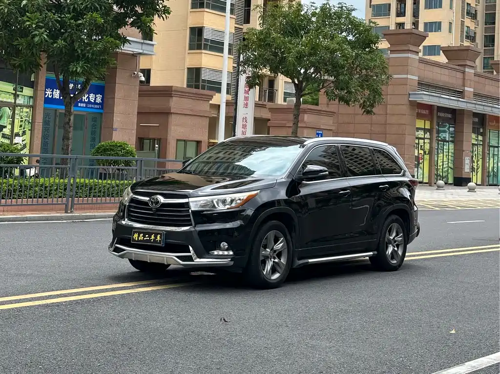 Toyota Highlander 2016