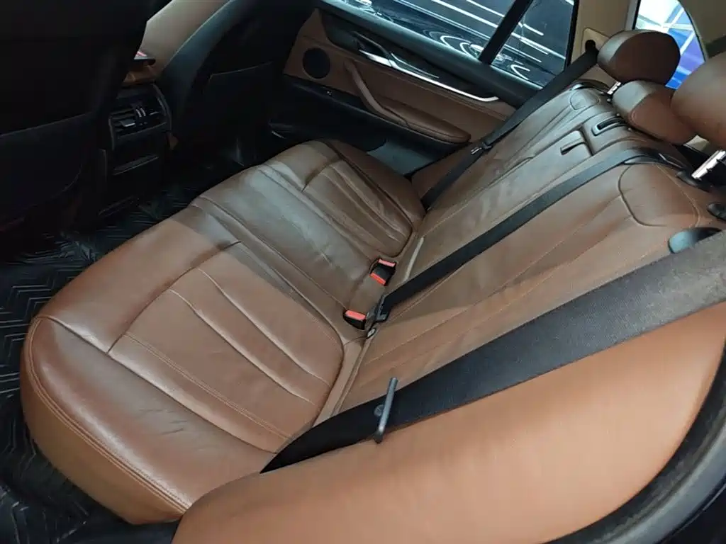 BMW X5 2015 — фото 17