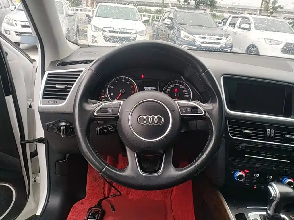 Audi Q5 2017 — фото 11