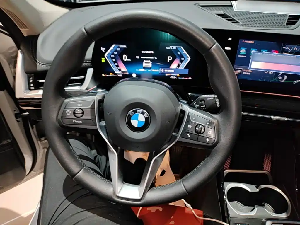 BMW X1 2024 — фото 11