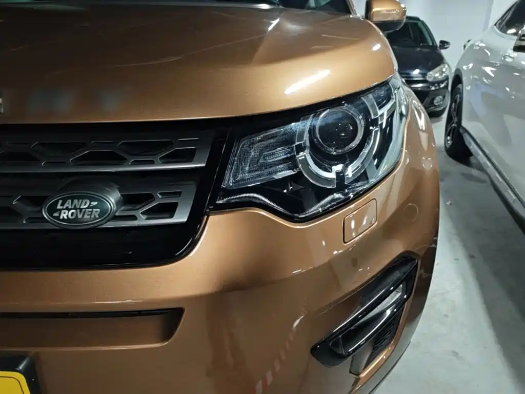 Land Rover Discovery Sport 2017 — фото 24