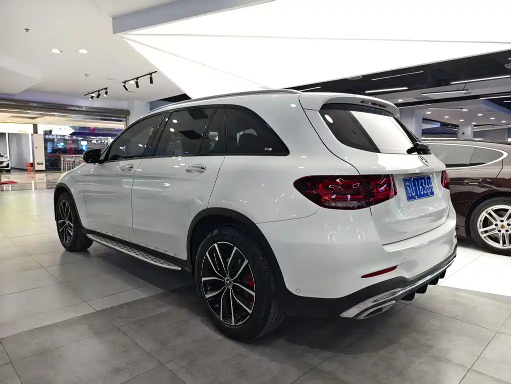 Mercedes-Benz GLC 2021 — фото 17