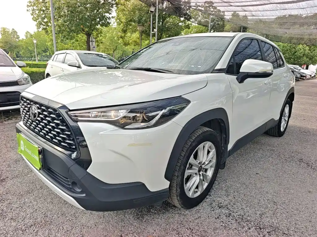 Toyota Corolla Cross 2023 — фото 1