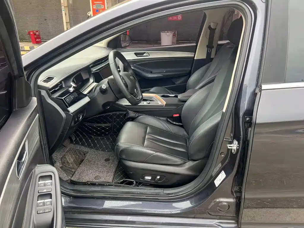 Chery Arrizo 5 PLUS 2022