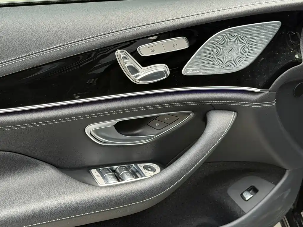 Mercedes-Benz AMG GT 2023 — фото 12