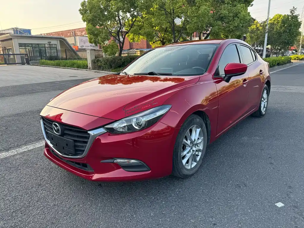 Mazda 3 Axela 2019 — фото 1