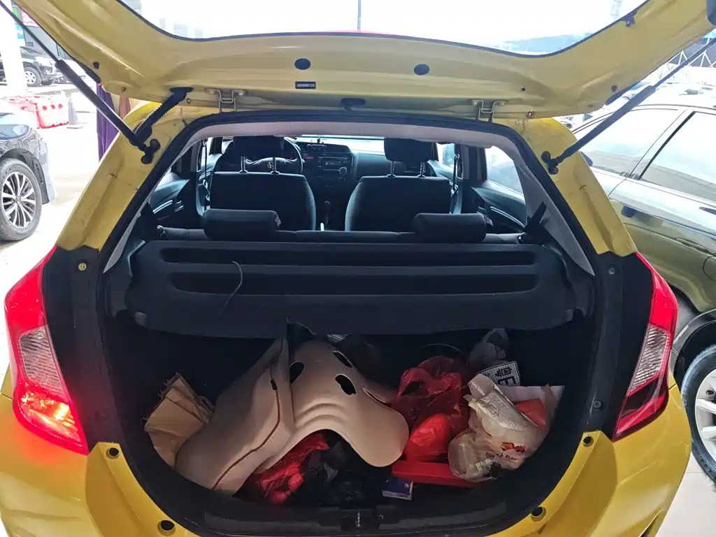 Honda Fit 2017 — фото 19