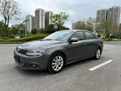 Volkswagen Sagitar 2012