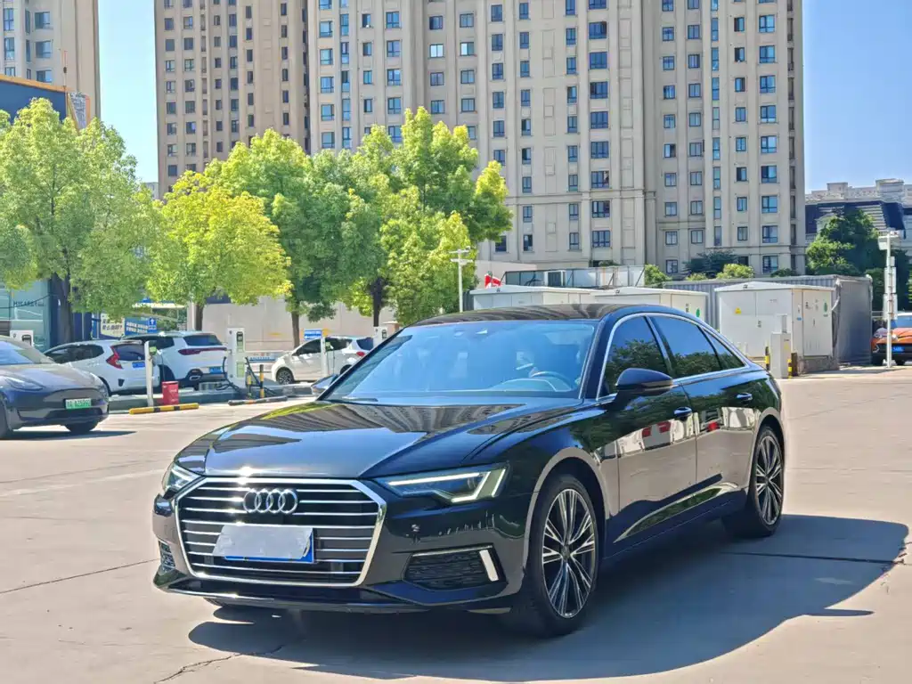 Audi A6L 2020 — фото 1